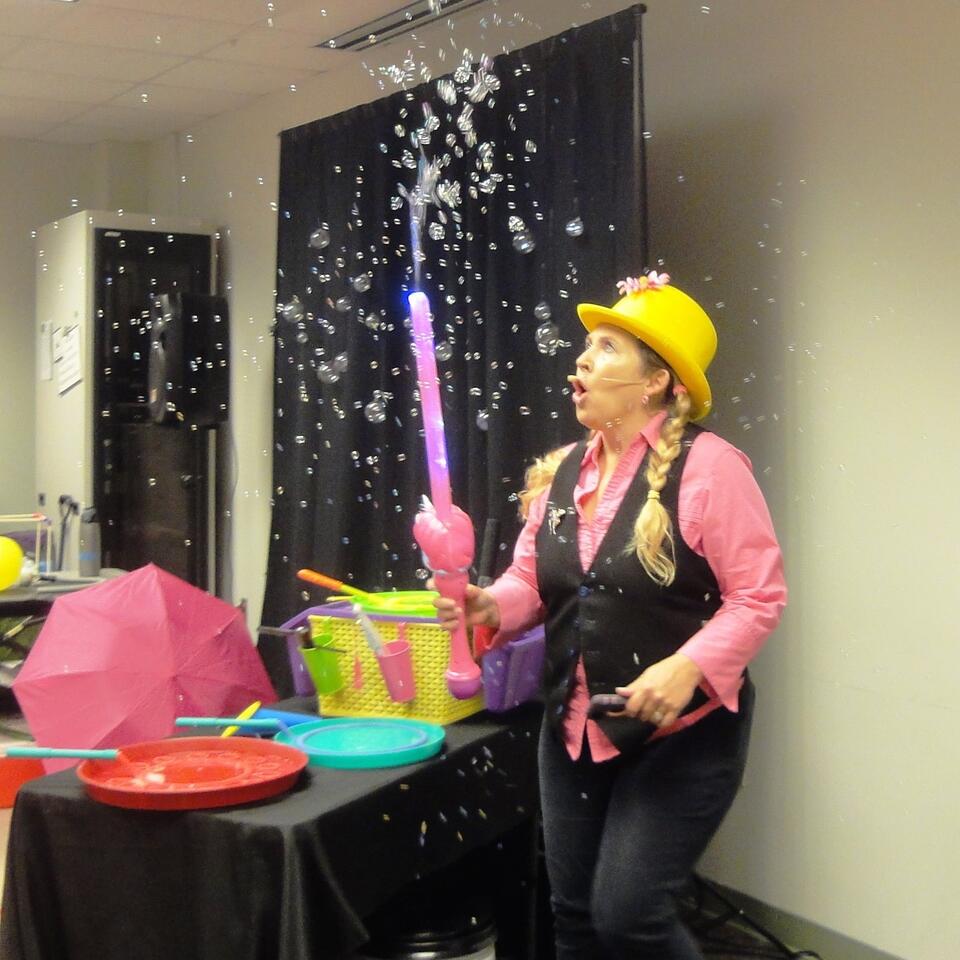 Popular “World of Bubbles” Children’s Program Returning to Cinco Ranch Branch Library