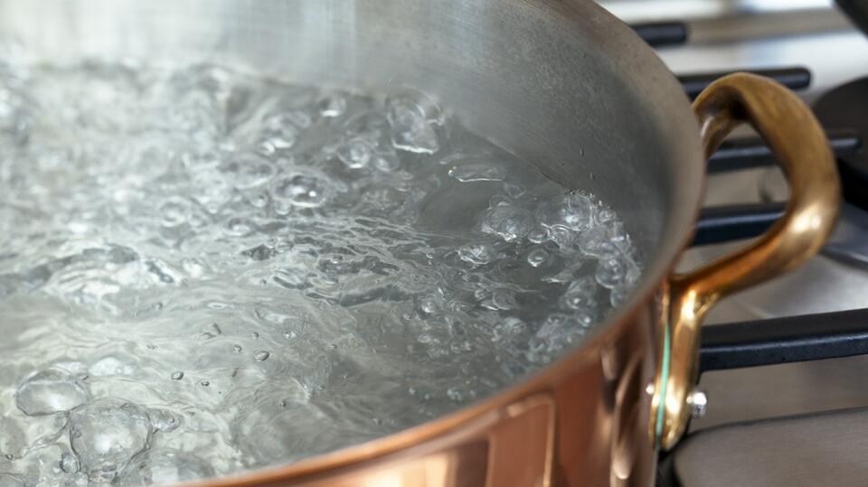 Boil water notice issued for Firethrone community near Katy